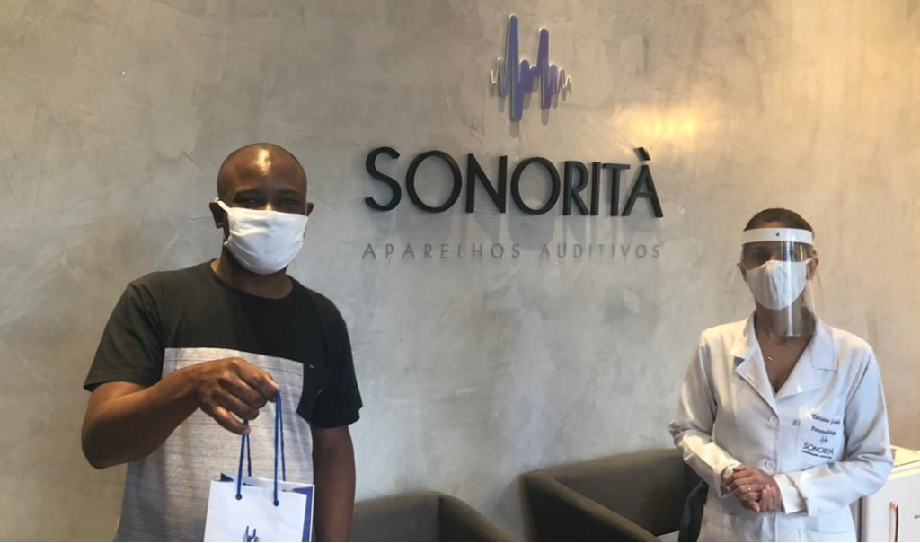 AÇÃO SOLIDÁRIA SONORITÀ, AMIGOS DO JÚLIO E GRUPO SADA - SONORITÀ Aparelhos Auditivos